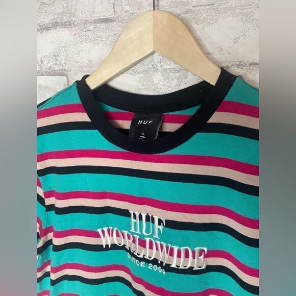 HUF Worldwide brand Men’s Blue Pink Black Striped Tee Vibrant Colored - Picture 3 of 9